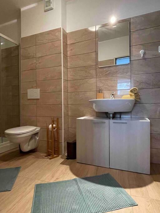 Santomas Apartments Šmarje Eksteriør bilde