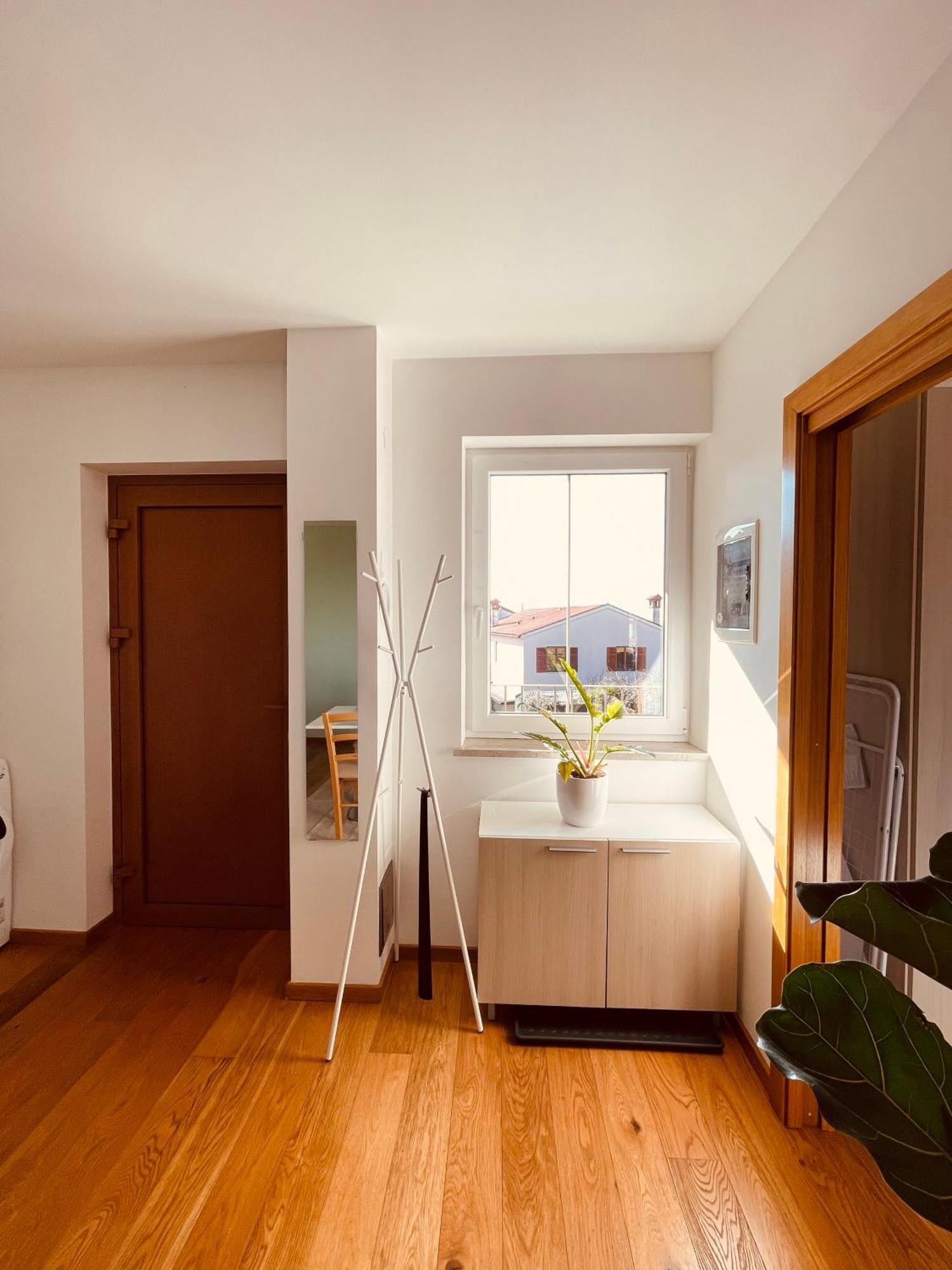 Santomas Apartments Šmarje Eksteriør bilde