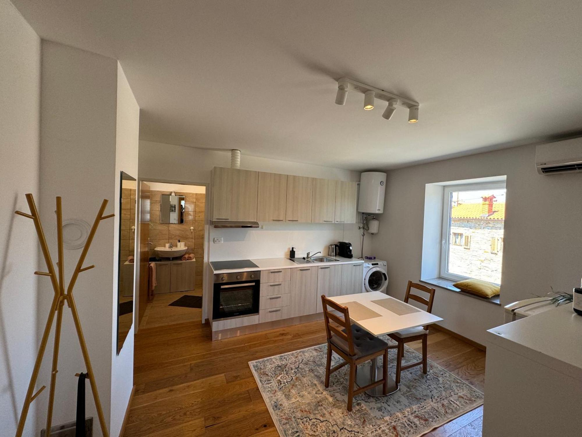 Santomas Apartments Šmarje Eksteriør bilde